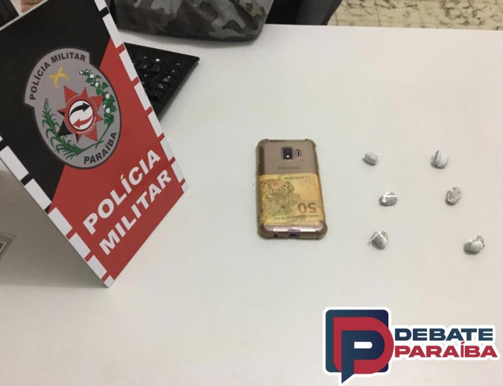 Diante do flagrante, o acusado recebeu voz de prisão e foi encaminhado à delegacia de Polícia Civil (Foto: Reprodução)