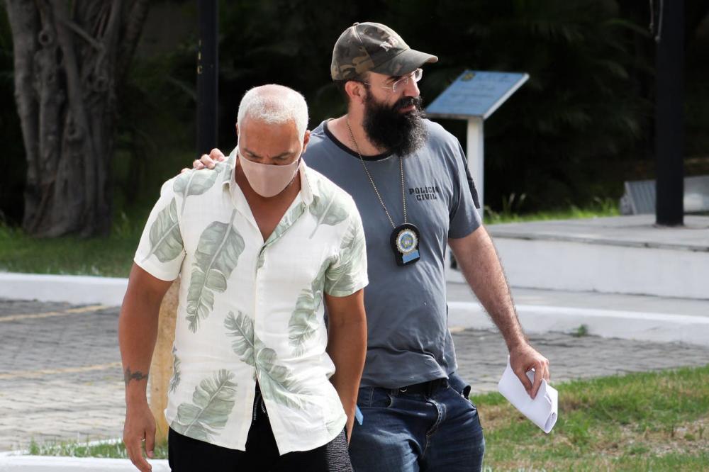 Mas esta não é a primeira vez que o cantor tem problemas com a Justiça. (Foto: Reprodução).