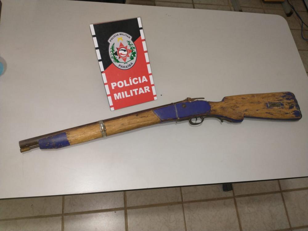 foi conduzido à Delegacia em Catolé do Rocha para serem tomadas as medidas cabíveis (Foto: Divulgação PMPB)
