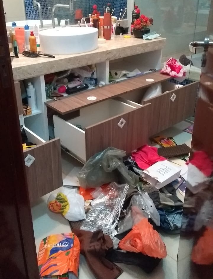 A Polícia Militar esteve no local e deu início às diligências, porém nenhum suspeito foi localizado e preso (Foto: Reprodução Redes Sociais)
