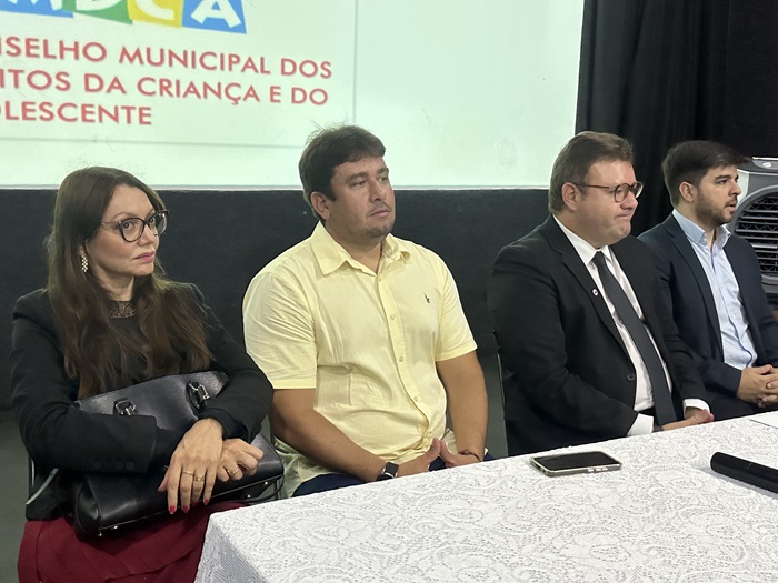 No evento, Carvalho parabenizou a todos novos conselheiros desejando sabedoria para desempenhar um bom trabalho durante os 4 anos. (Foto: Divulgação).