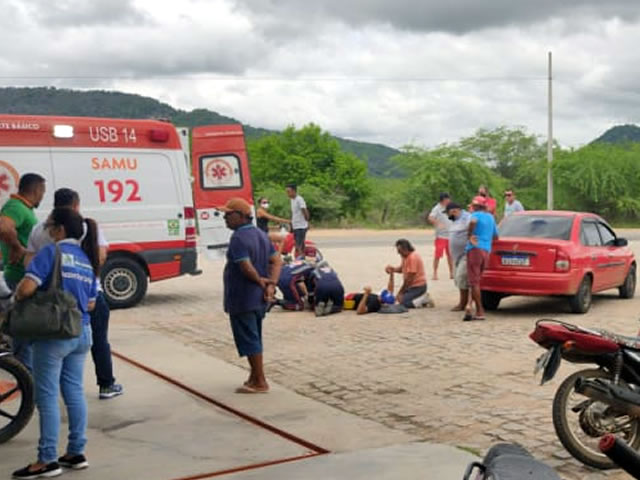 Uma equipe de resgate do SAMU foi acionada para prestar socorro e em seguida fez o encaminhamento do motociclista para o Hospital Regional de Sousa (Foto: Reprodução Redes Sociais)