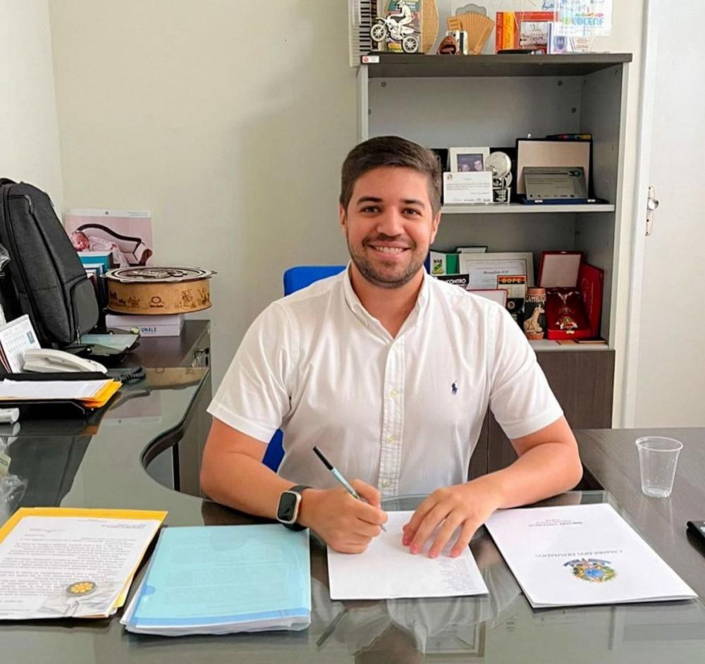 Prefeito Itamar Moreira pode confirmar Hilton Júnior na vice, em Poço Dantas 