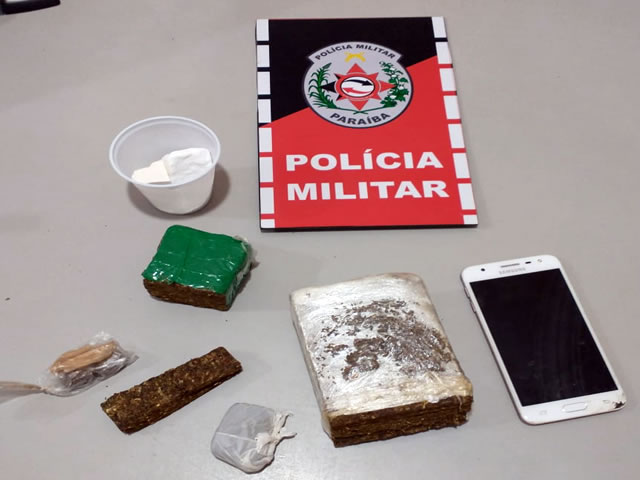 O acusado recebeu voz de prisão e foi conduzido à delegacia de Polícia Civil para serem adotados os procedimentos que manda a Lei (Foto: Divulgação PMPB)