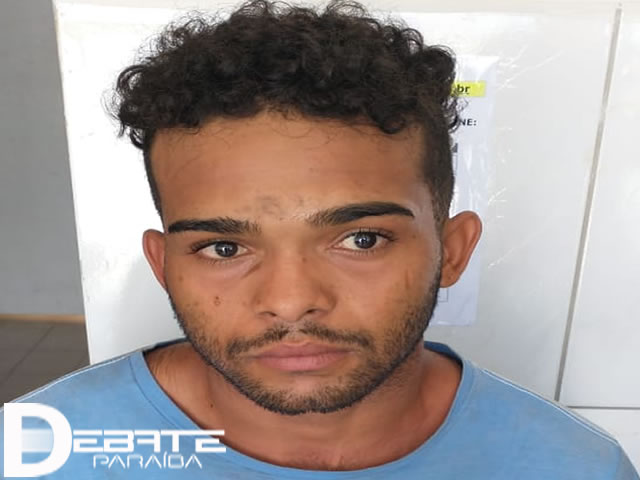 A moto que os criminosos estavam havia sido roubada no dia de ontem (8), próximo a ponte do trem (Foto: Reprodução)