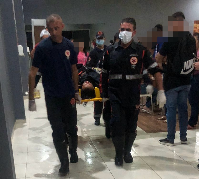 Posteriormente, os pacientes foram encaminhados com ferimentos leves ao Hospital Regional de Cajazeiras (Foto: Reprodução)