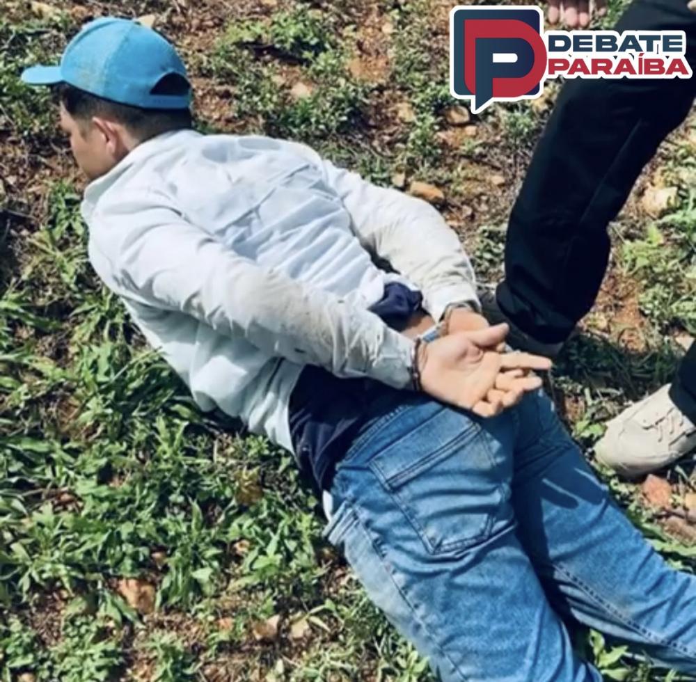 Com o flagrante constatado, o acusado recebeu voz de prisão e foi conduzido à delegacia de Polícia Civil (Foto: Reprodução)