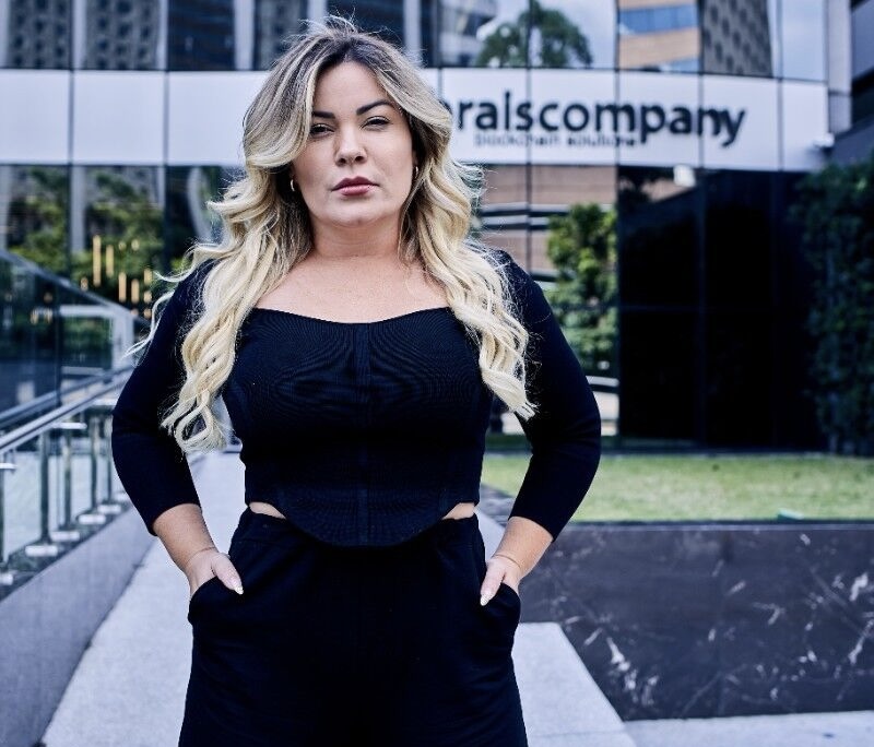 Em virtude dessa determinação, ela aguardará o processo de extradição em liberdade (Foto: Reprodução)