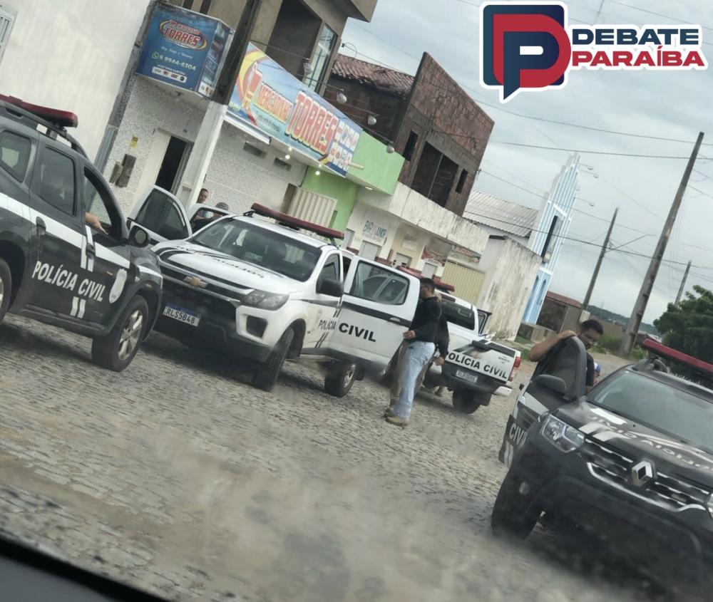 O material apreendido foi apresentado na delegacia de Polícia Civil, para serem adotadas as medidas cabíveis ao caso (Foto: Reprodução)