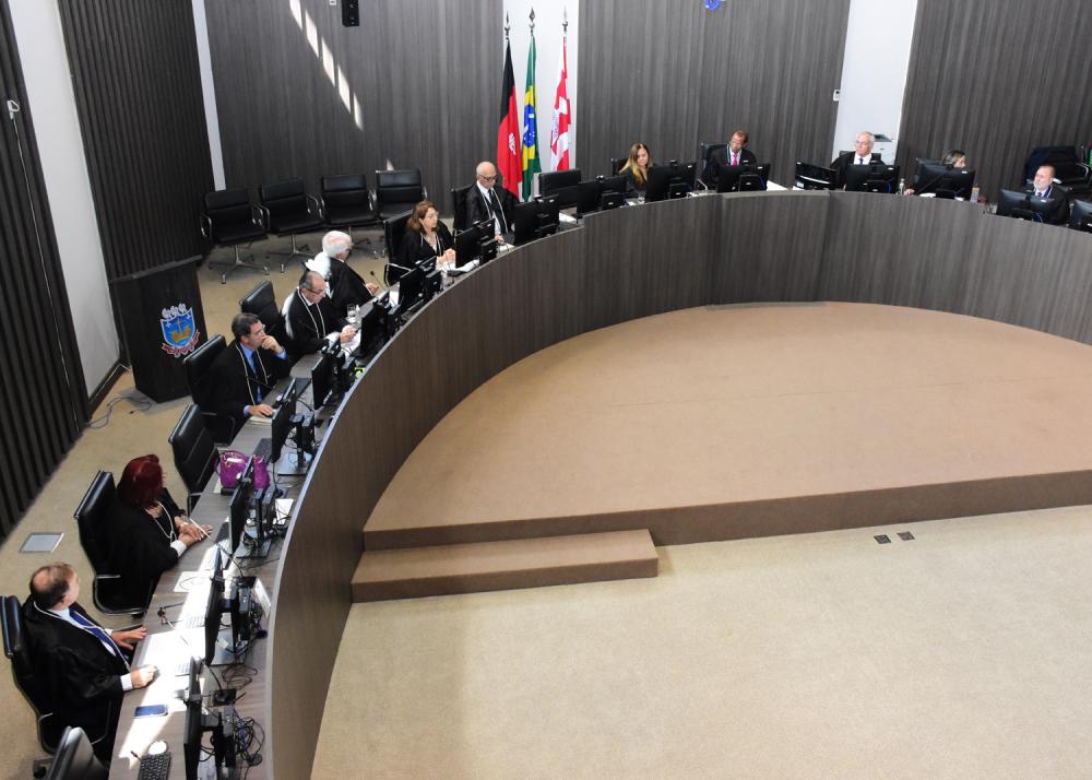 A defesa buscou a absolvição, sustentando a tese de que as falsificações eram grosseiras e facilmente identificáveis, o que descaracterizaria o crime. (Foto: reprodução).