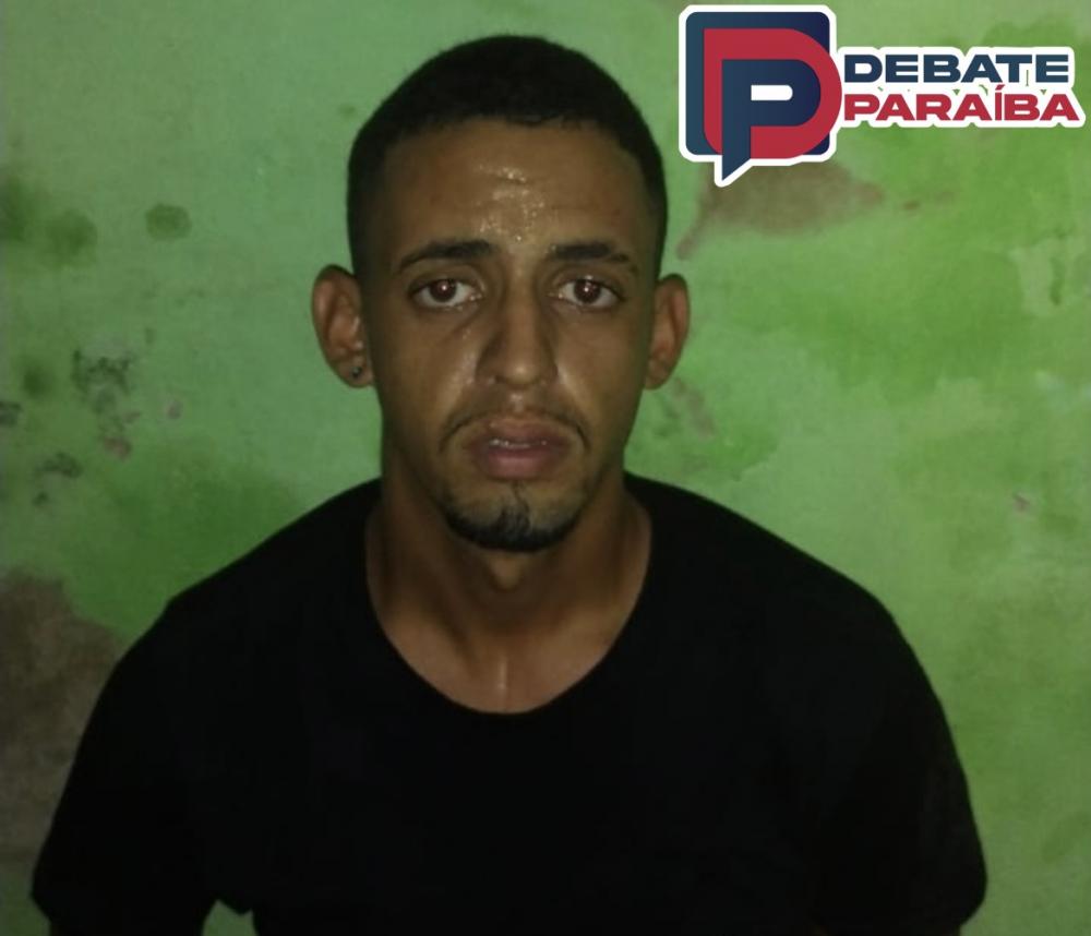 Ao término da operação, Igor Inácio foi encaminhado à delegacia de Polícia Civil (Foto: Reprodução)