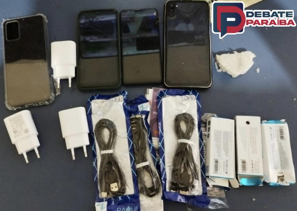 O material apreendido foi apresentado à direção da unidade prisional, para serem adotados os procedimentos cabíveis (Foto: Reprodução)