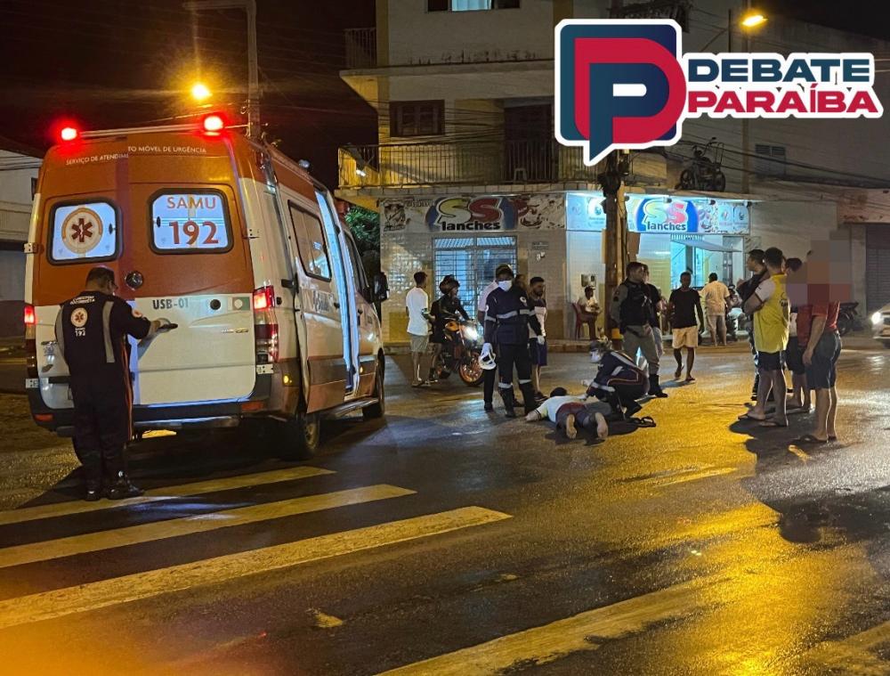Uma equipe de resgate do SAMU foi acionada para prestar socorro à vítima (Foto: Reprodução Debate Paraíba)