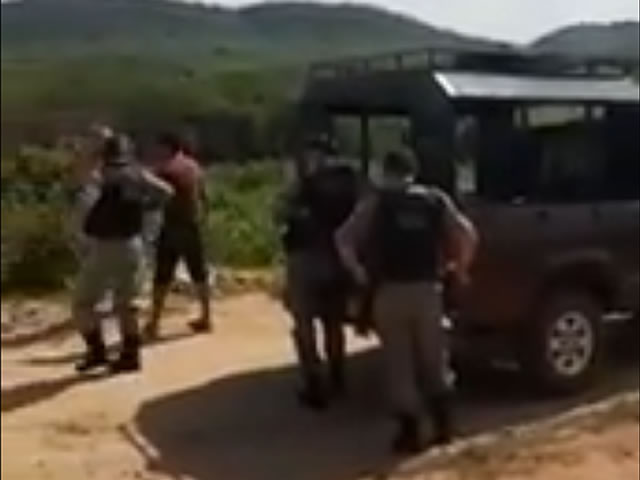 Os animais recuperados e o carro apreendido foram levados à delegacia de Polícia Civil para dar continuidade ao procedimento policial que requer o caso (Foto: Reprodução)