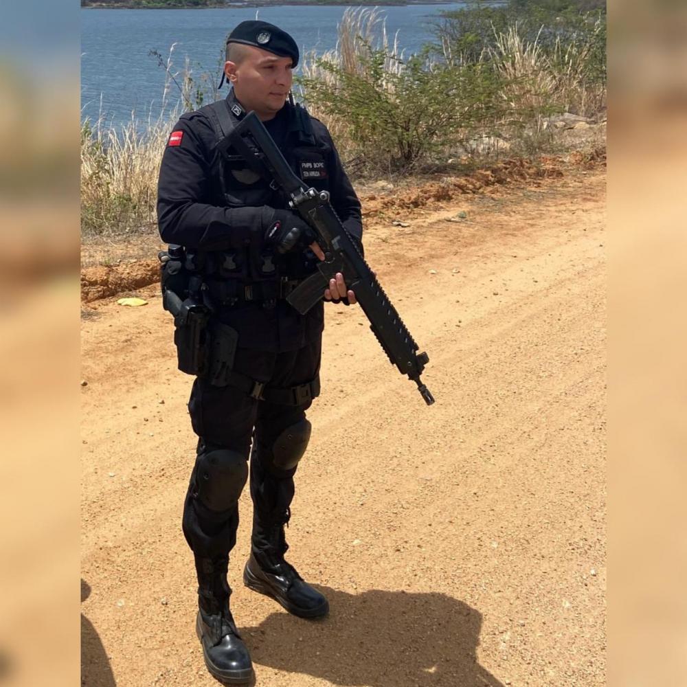 5º Pelotão da 6ª Companhia do Batalhão de Operações Especiais, sediado em Cajazeiras, recebe o seu novo comandante (Foto: Reprodução)