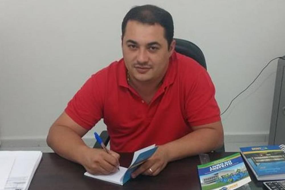 O prefeito alegou que as contratações preencheram os requisitos da lei e que não houve demonstração de dolo específico, requerendo, portanto, a sua absolvição. (Foto: Reprodução).