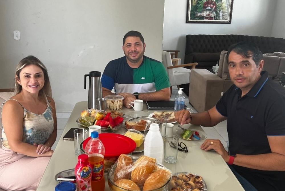 André Gadelha garante apoio a pré-candidatura de Júnior do Peixe em Marizópolis. (Foto: Reprodução).