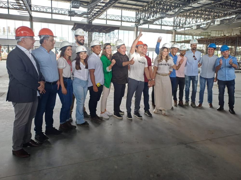 A visita também contou com a presença de representantes da Bancada Federal da Paraíba, e secretários estaduais e municipais. (Foto: Divulgação).