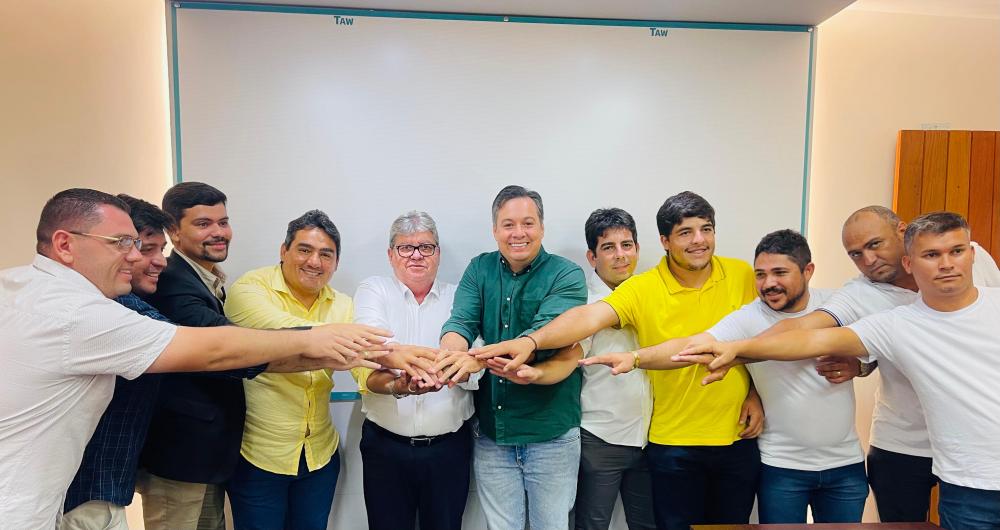 O gestor sertanejo destacou que o seu grupo chega fortalecido com todos os candidatos a vereadores filiados ao PSB para disputar a eleição de outubro próximo. (Foto: Divulgação).