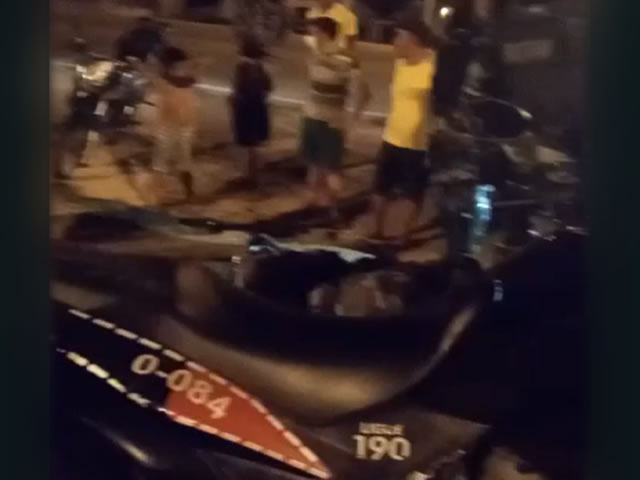 A dupla conseguiu foragir da ação policial e diligências estão sendo efetuadas com o intuito de localizar (Foto: Reprodução Redes Sociais)