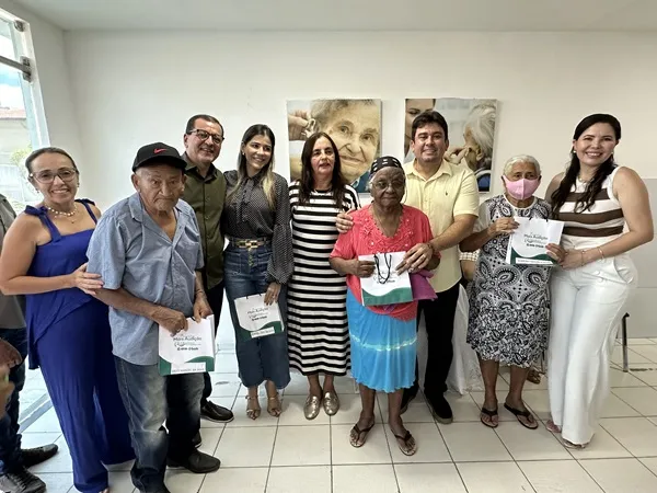 O secretário de Saúde, Sauly Gomes, destacou a importância do Programa Mais Audição na entrega de próteses auditivas aos pacientes. (Foto: Divulgação).