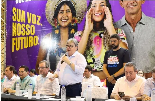 Também assinou ordem de licitação para a construção do Lacen e Cedmex de Sousa – R$ 6,9 milhões; reforma do Centro Especializado em Reabilitação de Sousa – R$ 809 mil. (Foto: Divulgação).