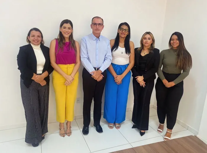 O encontro teve como foco o planejamento e a criação de uma parceria entre os órgãos citados, com o objetivo de oferecer serviços jurídicos itinerantes. (Foto: Divulgação).