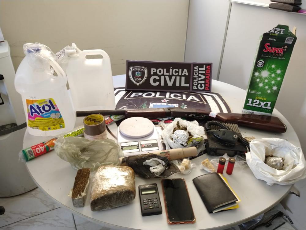 O jovem permanece preso à disposição do poder judiciário (Foto: Reprodução)