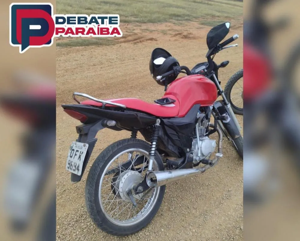 O infrator da lei foi levado à delegacia de Polícia Civil juntamente com a moto, para serem adotadas as medidas pertinentes ao caso. (Foto: Reprodução).