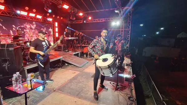 Na festa, que teve a organização da Secretaria Municipal de Cultura, teve a animação de os Três do Nordeste, Genilson O Rei do Xôte e Lucas Gomes. (Foto: Divulgação).
