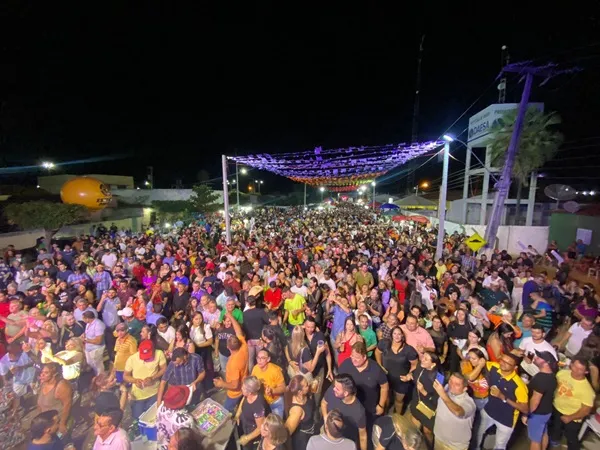 Na festa, que teve a organização da Secretaria Municipal de Turismo, o público contou com a animação de José Orlando, Spido Rey e Serginho do Acordeon. (Foto: Divulgação).