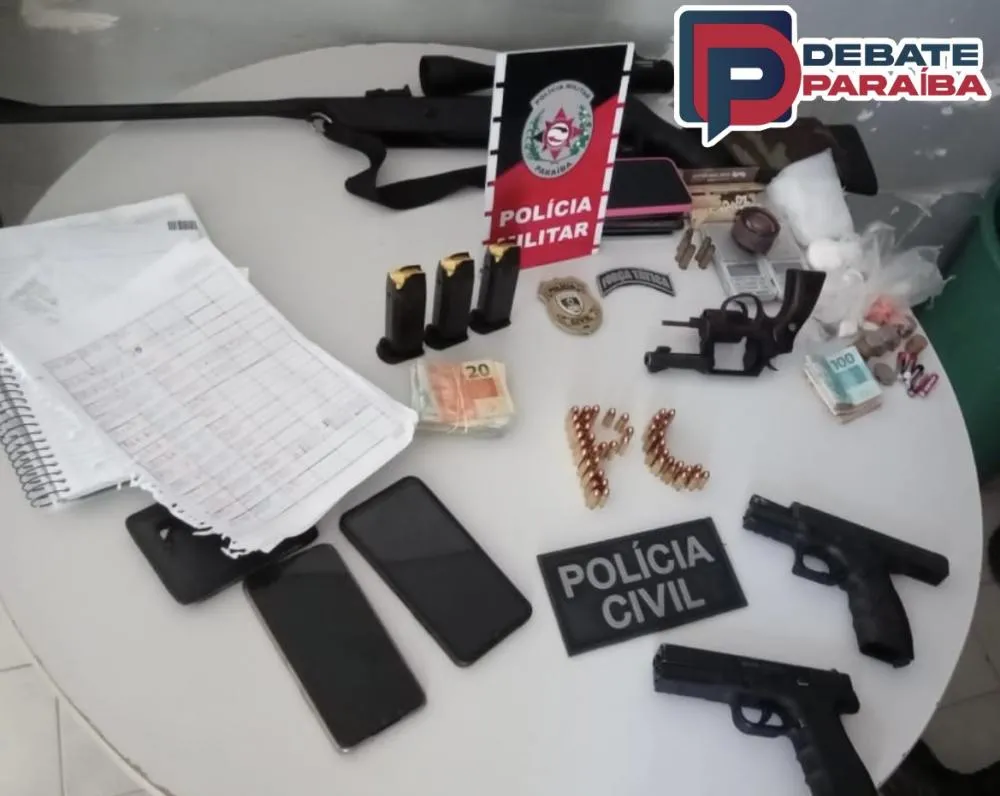 Os acusados e todo o material apreendido foram encaminhados à delegacia de Polícia Civil (Foto: Reprodução)