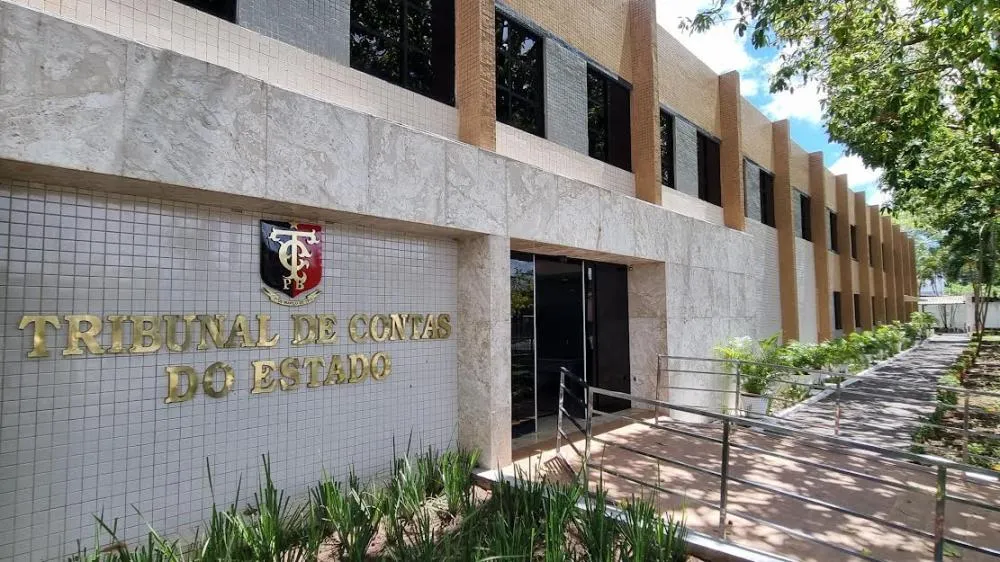 O processo de avaliação é realizado por meio de relatórios gerados pela Robô Turmalina, que analisa os Portais de Transparências dos municípios paraibanos por meio de Inteligência Artificial. (Foto: Divulgação).