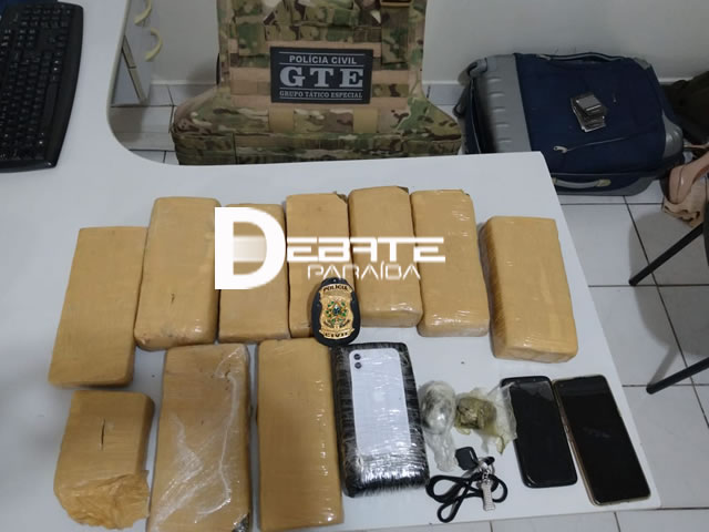 Os três envolvidos foram autuados pelo crime de tráfico de drogas e o andamento das investigações ficaram a cargo do Dr. Rodrigo Pinheiro, delegado de Coremas (Foto: Reprodução)