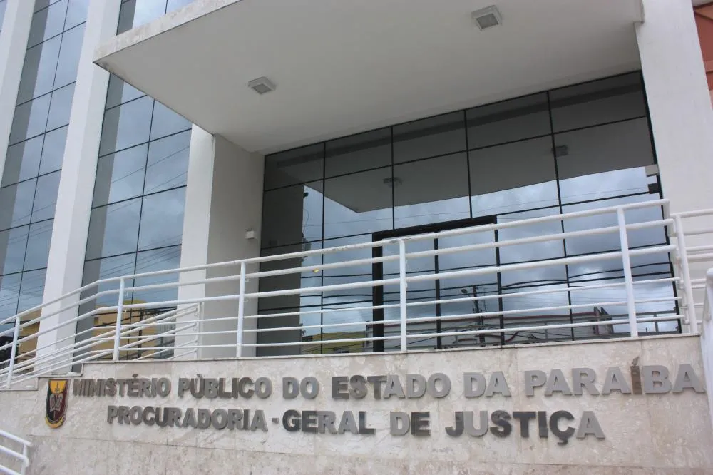Envolvidos teriam fraudado licitação em Santana da Mangueira e gerado dano de mais de R$ 100 mil ao erário. (Foto: Reprodução).