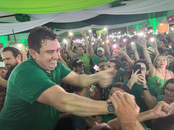 A candidatura de Helder Carvalho, postulante situacionista foi registrada na Justiça Eleitoral no nesta quinta-feira (15). Ele terá como vice o médico José Célio de Fiqueiredo. (Foto: Reprodução).