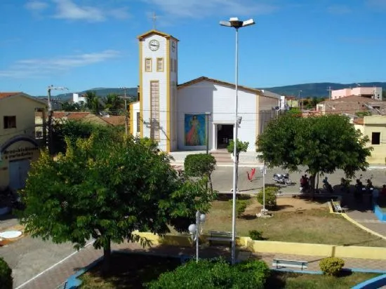 Conforme licitação nº 003/2024, a Prefeitura Municipal de São José da Lagoa Tapada está prevendo despesas no valor de R$ 1.045.372,19 com a execução dos serviços de obra para recuperação de estradas vicinais nas localidades Sarapó e execução de pavimento 