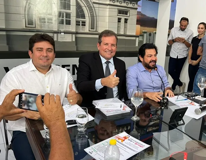 Tyrone destacou o tom decisivo do encontro, mencionando que estavam presentes também Heldinho e Zé Célio. (Foto: Reprodução).