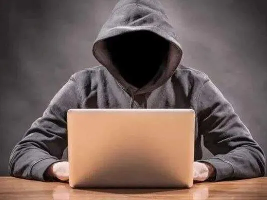 O magistrado também determinou expedição de ofício à empresa Telefônica Brasil S.A, para informar os dados de usuários. (Foto: Reprodução).