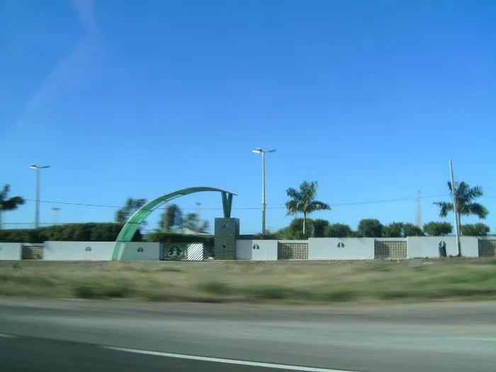 De acordo com os autores, em outubro de 2021, eles tentaram se associar à Unimed Sousa com o intuito de frequentar as instalações do clube, como academia, piscinas e quadras esportivas. (Foto: Reprodução).