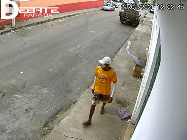 Até o presente momento nem o suspeito e nem a moto foram localizados pela polícia (Foto: Reprodução)