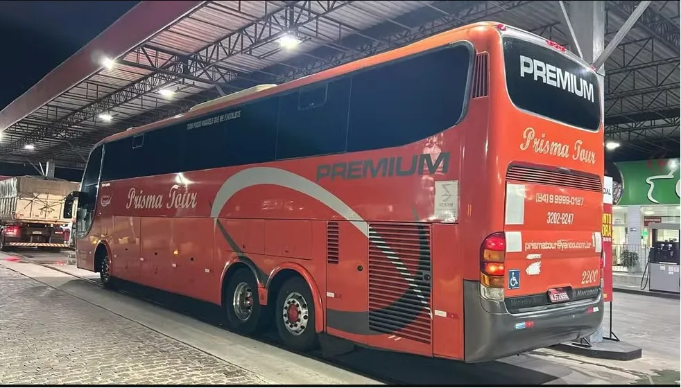 Ônibus adquirido pelo Sousa Esporte Clube — Foto: Reprodução / Redes sociais