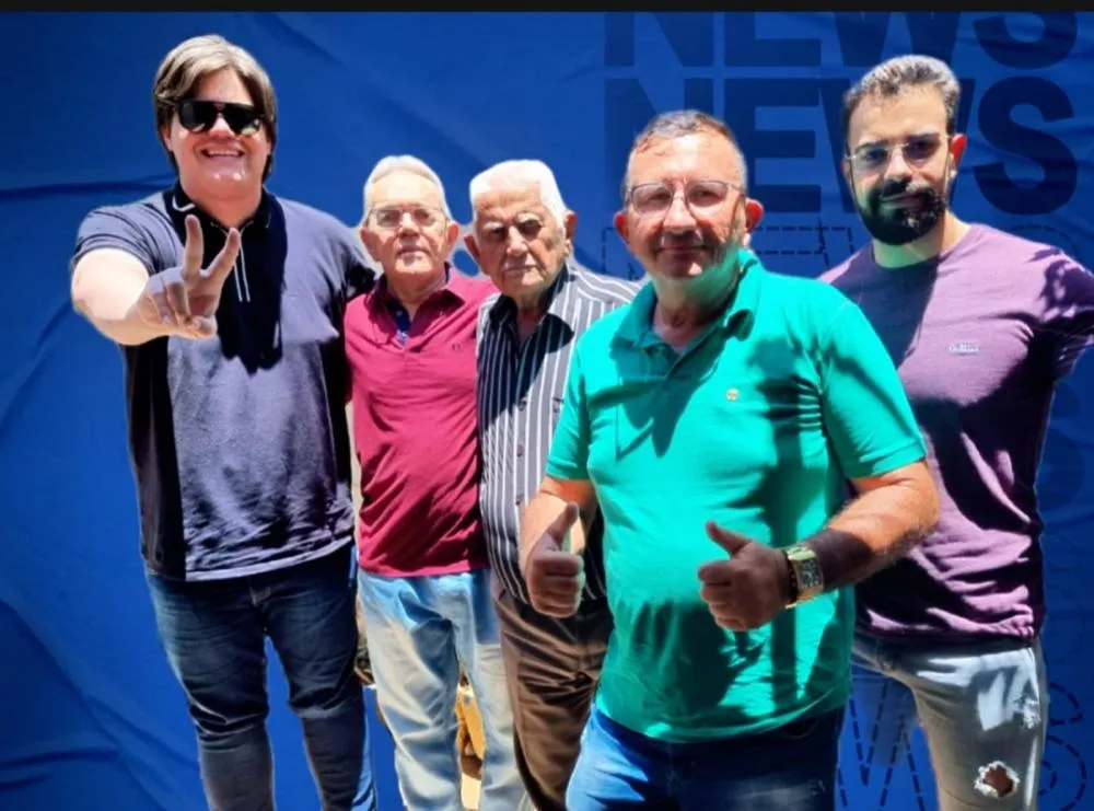 A reunião ocorrida no último fim de semana, na residência do ex-prefeito Evandro Brito. (Foto: Reprodução).