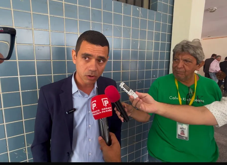 Alberto de Braz (PL), prefeito do município de Santa Cruz, sertão paraibano. (Foto: Debate Paraíba).
