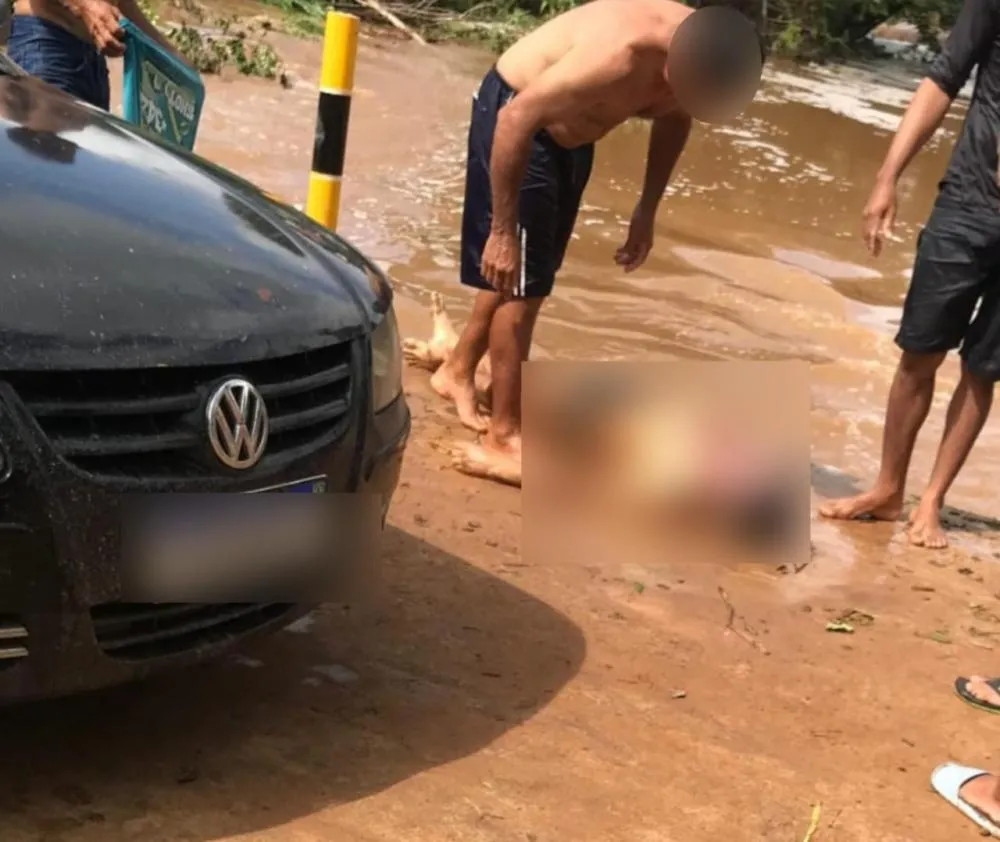 A Polícia Militar foi acionada ao local e realizou o isolamento da área, até a chegada do delegado de plantão e dos peritos da Polícia Civil (Foto: Reprodução)