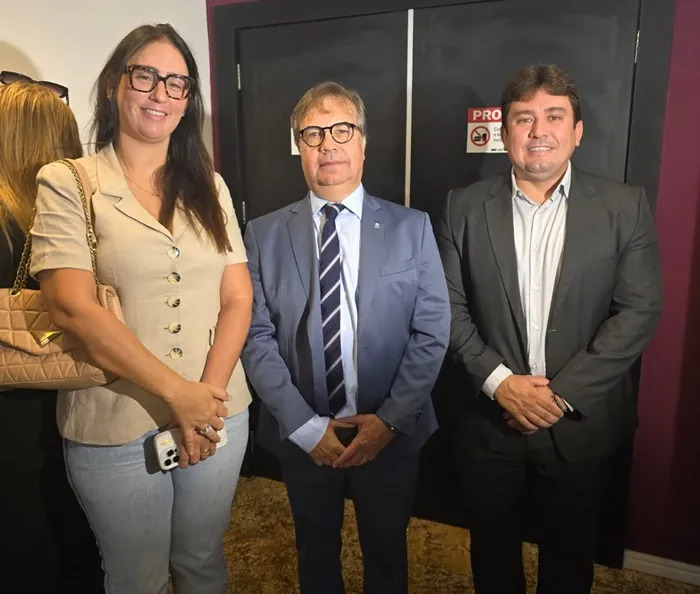 Prefeito de Sousa, Helder Carvalho, participa de encontro sobre 'Mandato Eficiente e Transparente' realizado pelo TCE-PB