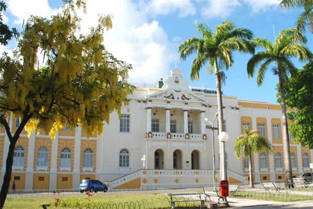 A sentença de primeira instância determinou que a administração municipal adeque a remuneração da autora, além de pagar as diferenças salariais dos últimos cinco anos. (Foto: Reprodução).