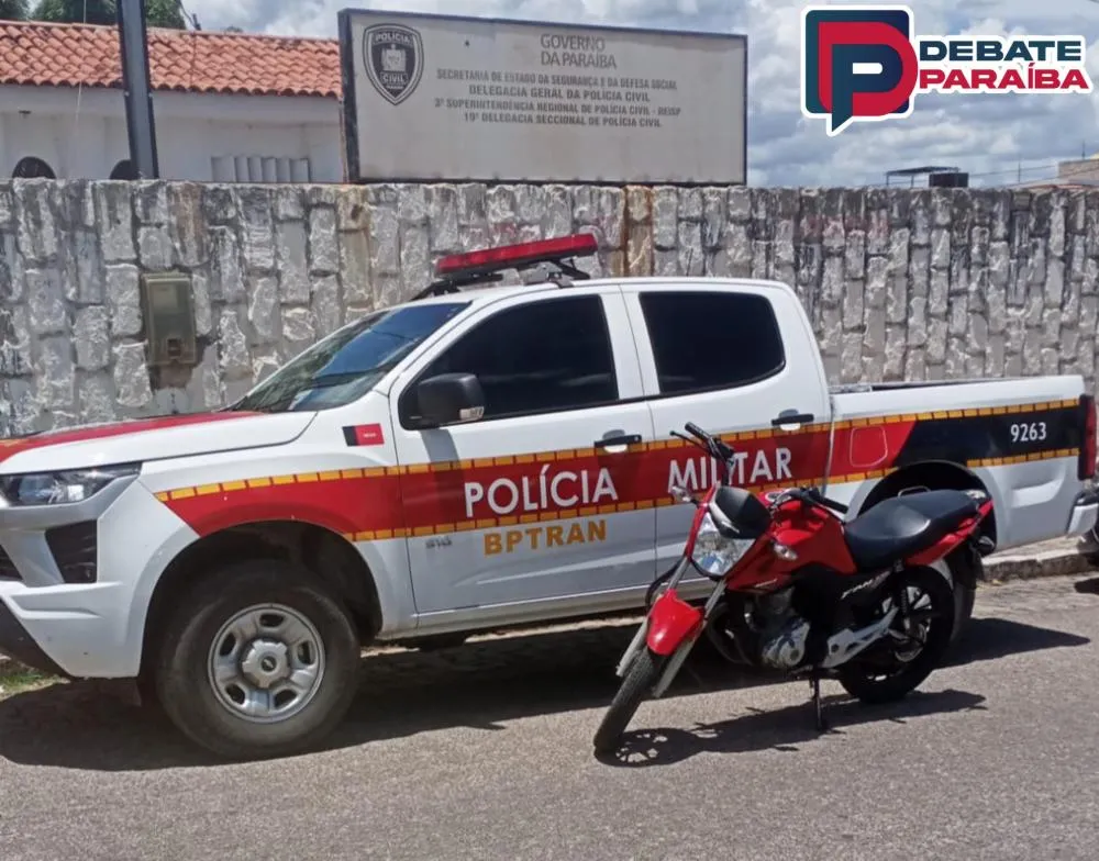 Motocicleta com restrição de roubo/furto e com sinais identificadores adulterados, é apreendida pelo BPTRAN, em Nazarezinho