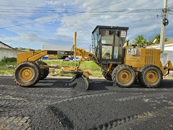 O prefeito Helder Carvalho destaca mais uma importante ação da gestão municipal com a pavimentação asfáltica de vias. (Foto: Divulgação).