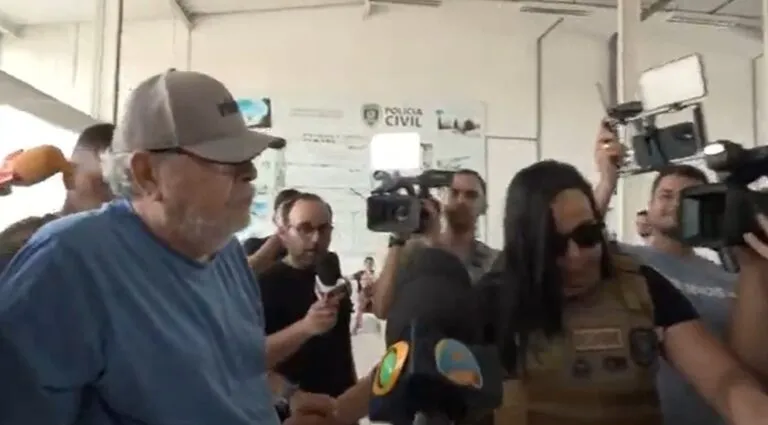 Pediatra Fernando Cunha Lima foi levado para a Cidade da Polícia de João Pessoa após ser preso em Pernambuco - Foto: Reprodução/Youtube Jornal da Paraíba.
